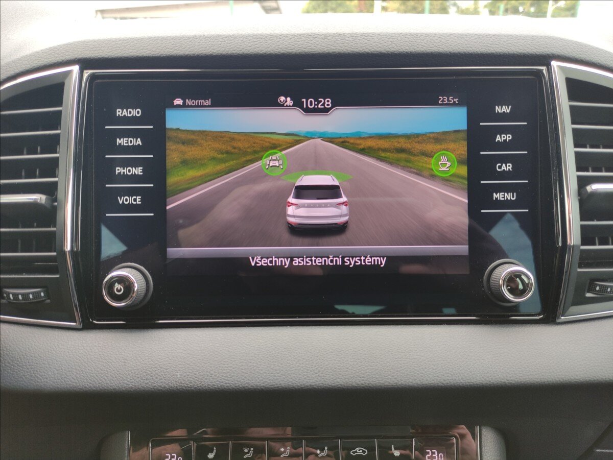 Škoda Karoq SUV / Terénní 2,0 l 85 kw
