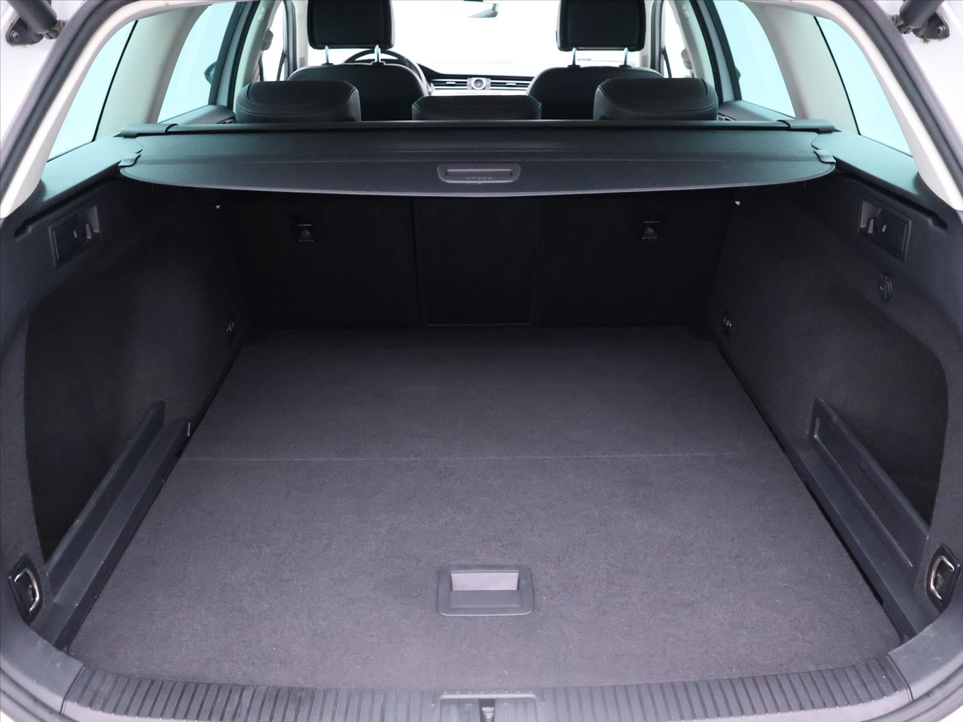 Volkswagen Passat Kombi 2,0 l 110 kw