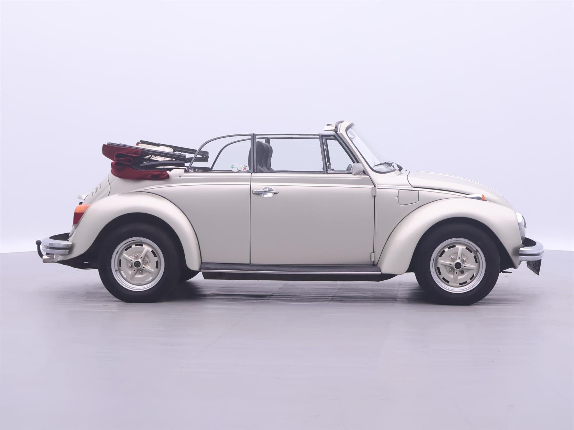 Volkswagen Beetle Kabriolet 1,3 l 32 kw