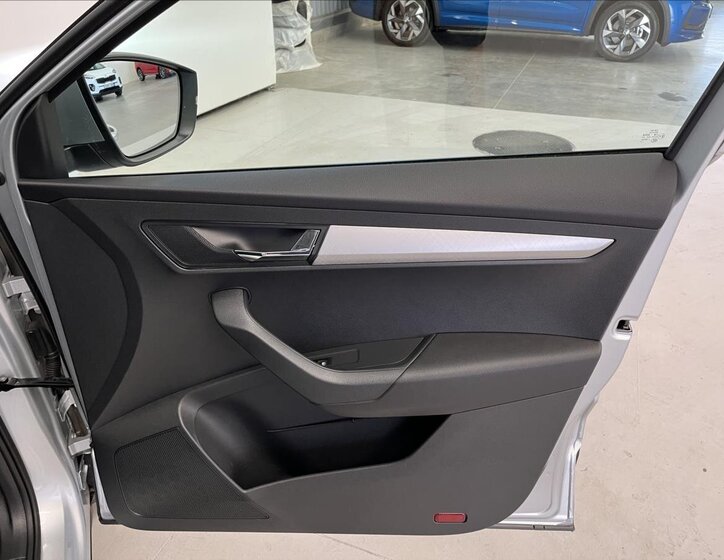 Škoda Karoq SUV 1,5 l 110 kw