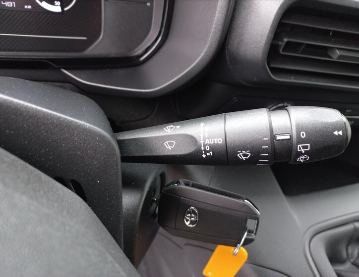 Toyota ProAce City 14