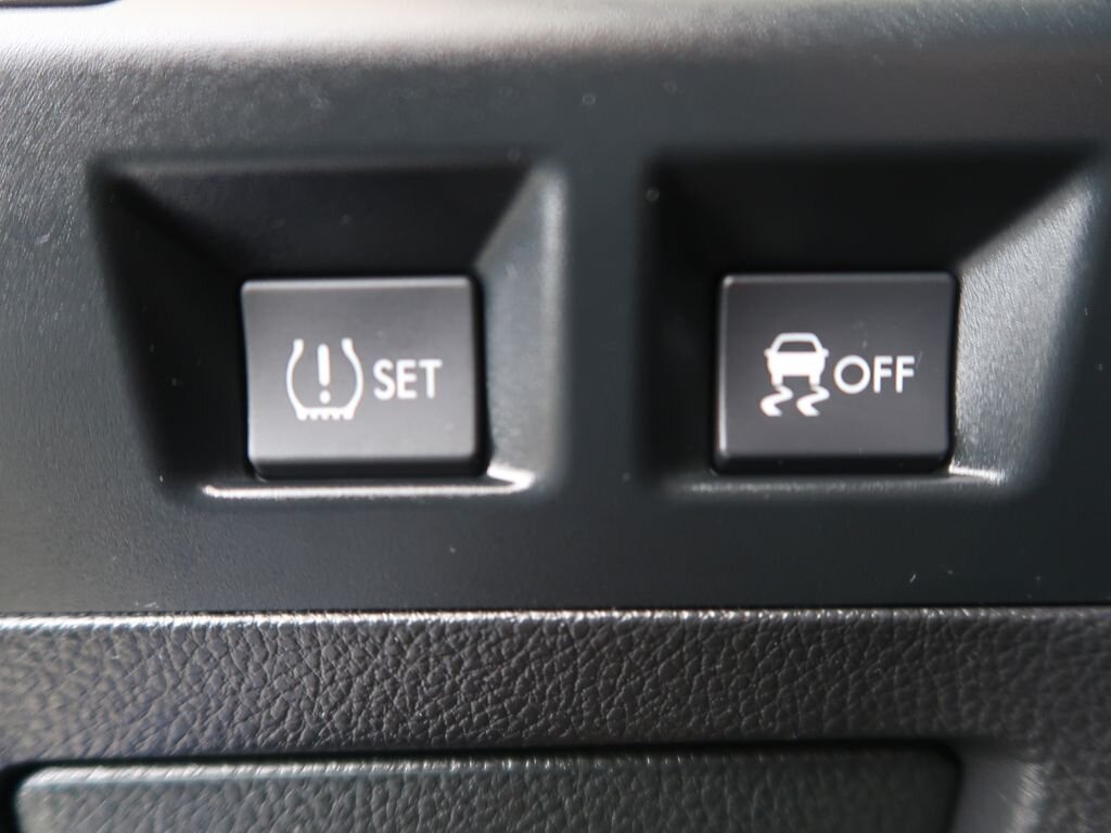 Subaru WRX STI Sedan / Limuzína 2,5 l 221 kw