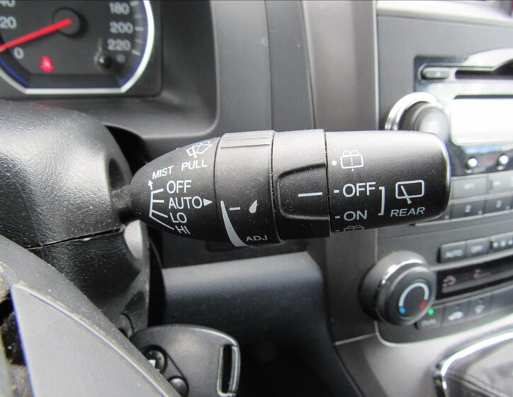 Honda CR-V SUV / Terénní 2,0 l 110 kw