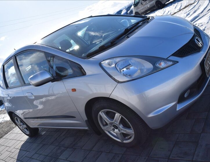Honda Jazz Hatchback 1,2 l 66 kw