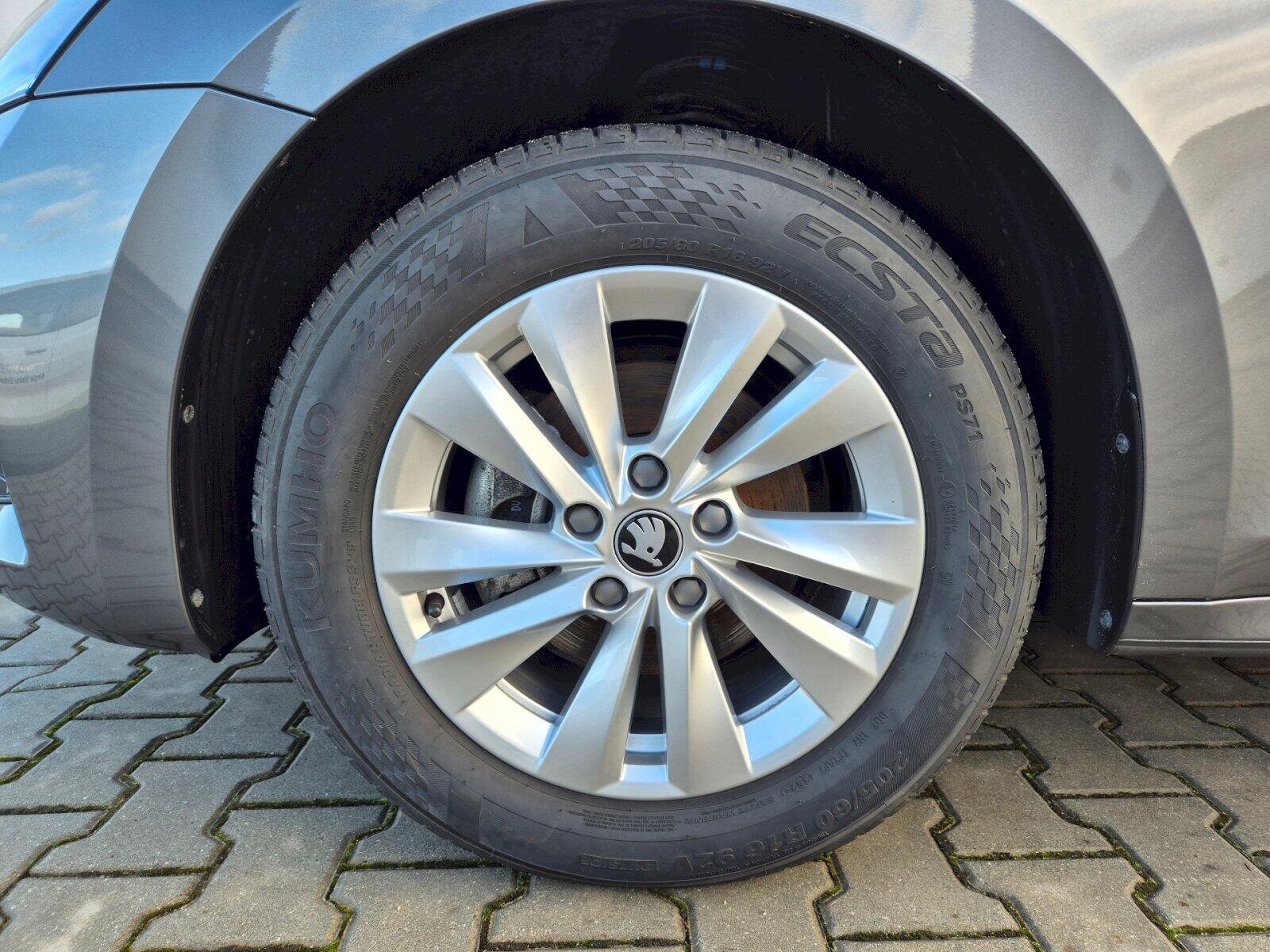 Škoda Octavia Liftback 1,5 l 110 kw