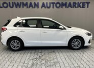 Hyundai i30 16