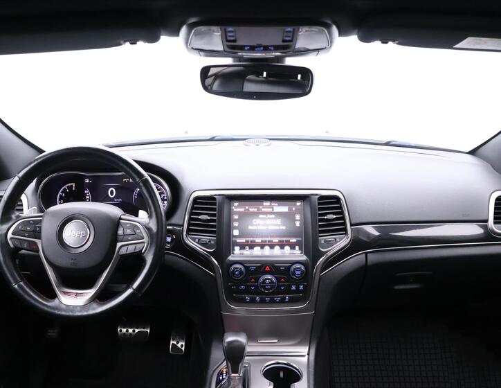 Jeep Grand Cherokee 32
