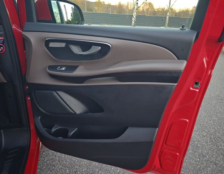 Mercedes-Benz Třídy V VAN-Minibus 2,0 l 174 kw