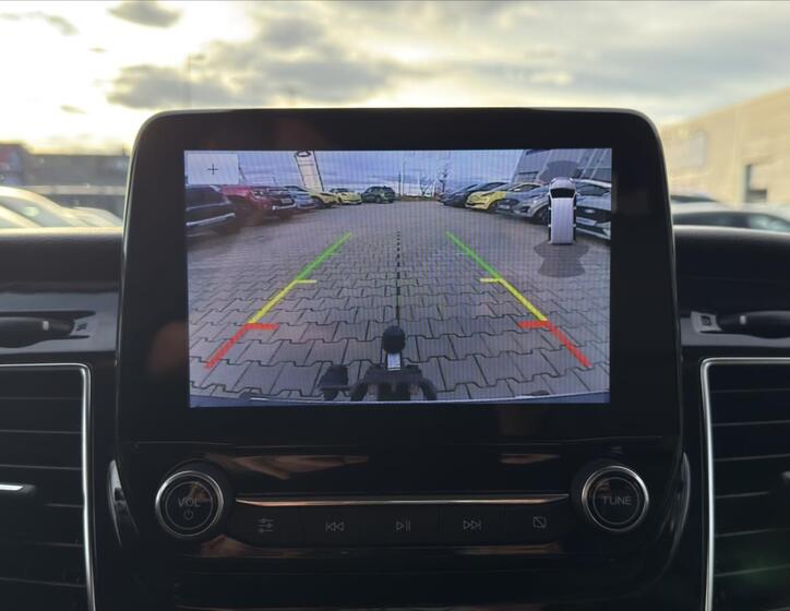 Ford Tourneo Custom 26