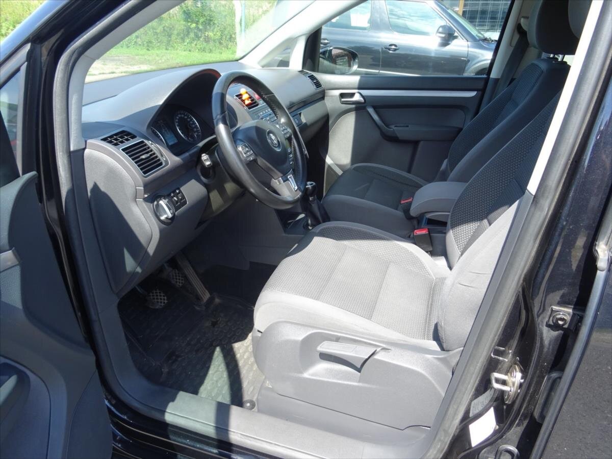 Volkswagen Touran MPV 2,0 l 103 kw