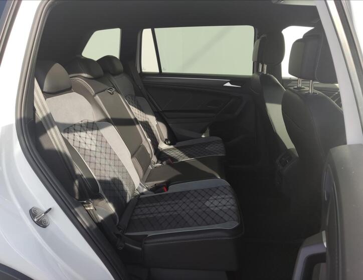 Volkswagen Tiguan Allspace 21