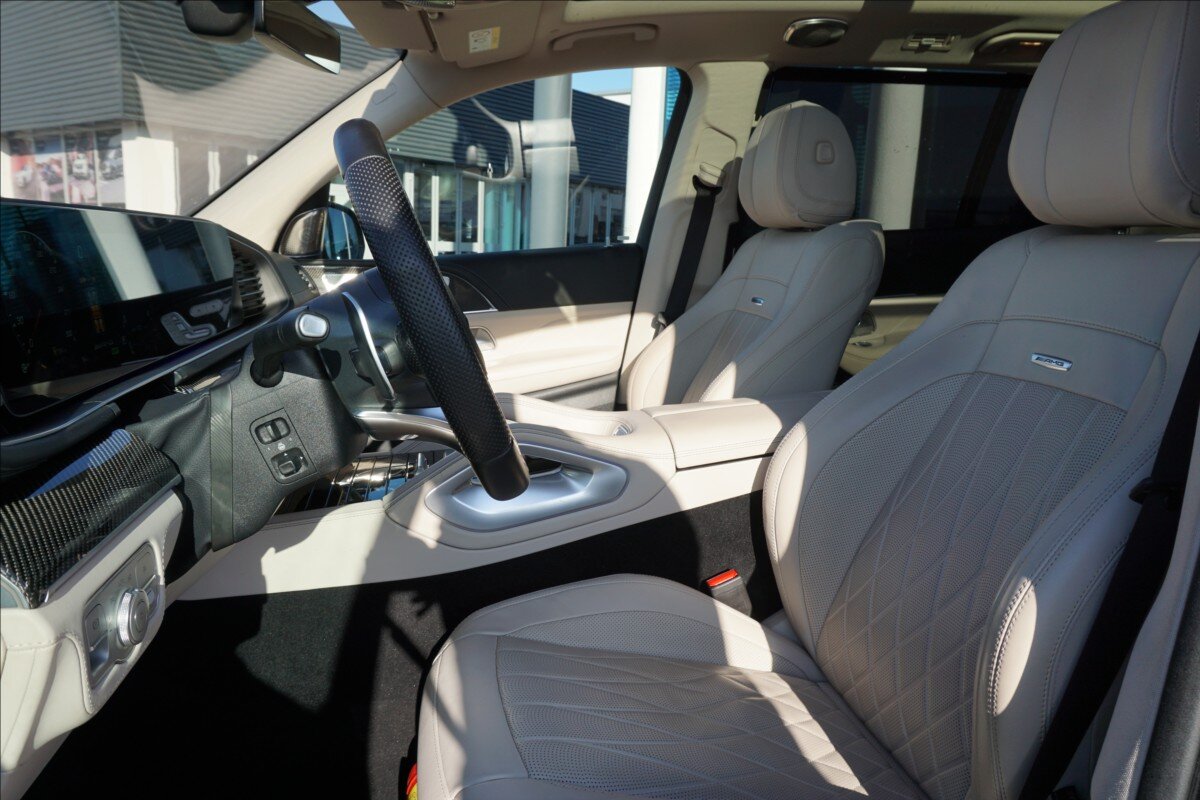 Mercedes-Benz GLS SUV / Terénní 4,0 l 450 kw