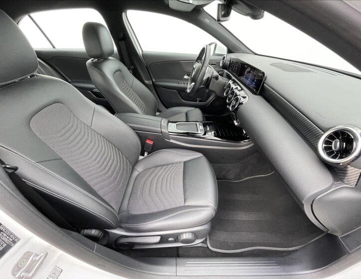 Mercedes-Benz Třídy A Hatchback 2,0 l 110 kw