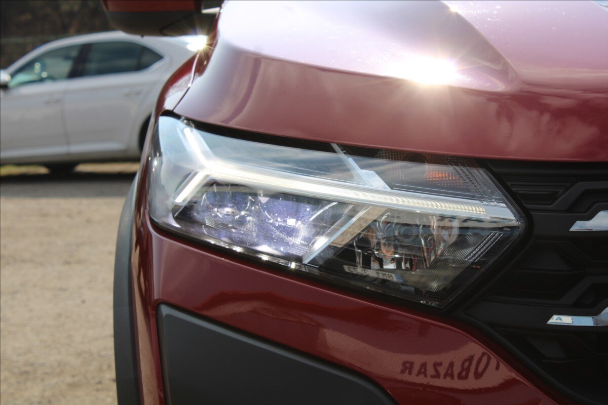 Dacia Sandero Hatchback 999,0 67 kw