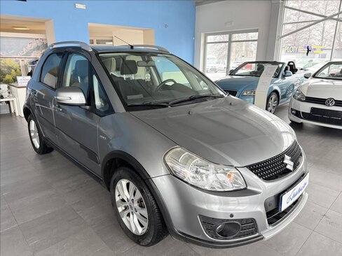 Suzuki SX4 Hatchback 2,0 l 99 kw