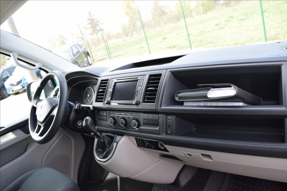 Volkswagen Transporter Kombi 2,0 l 110 kw