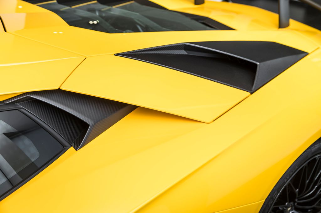 Lamborghini Aventador