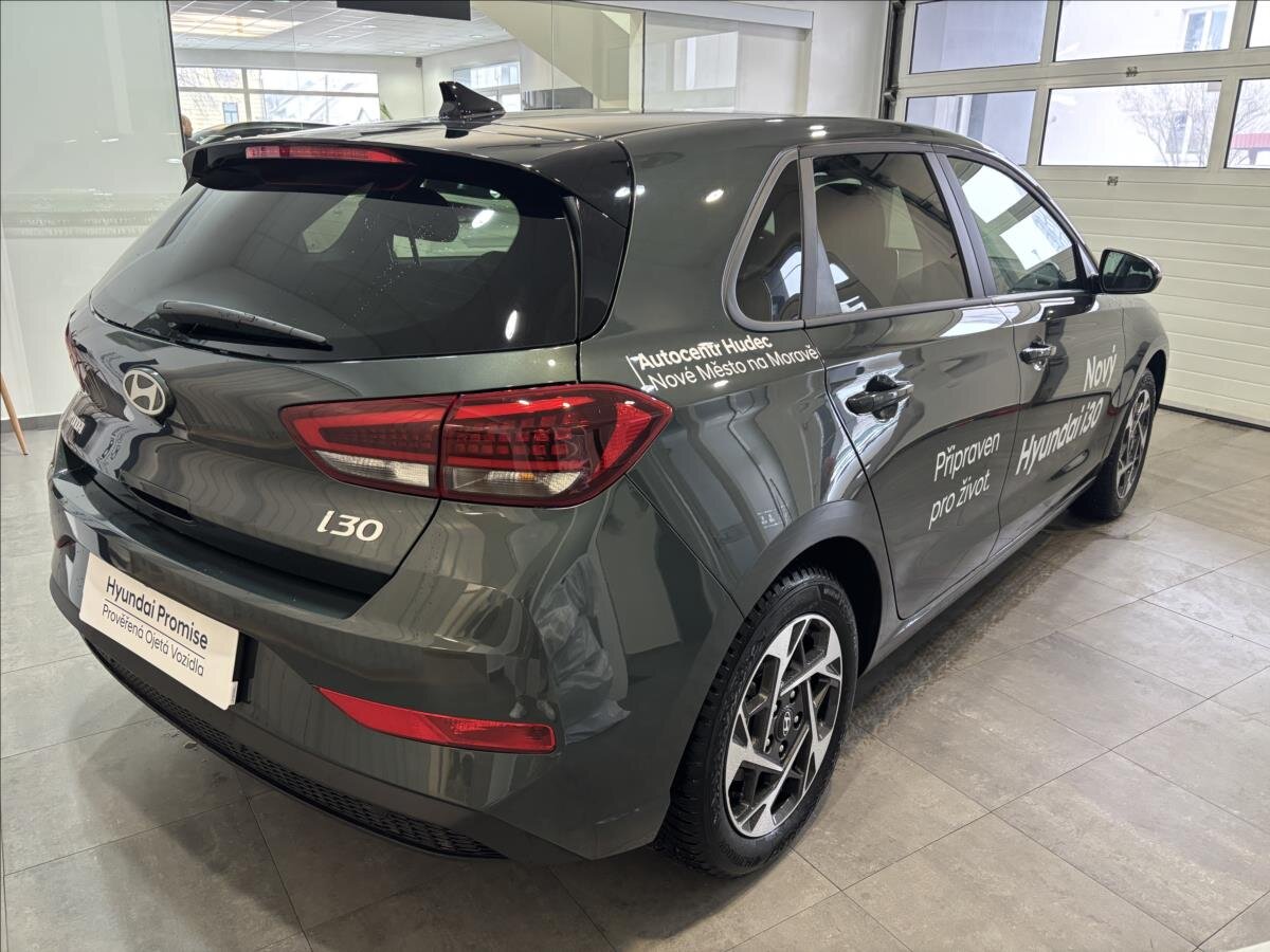 Hyundai i30 Hatchback 1,5 l 70 kw