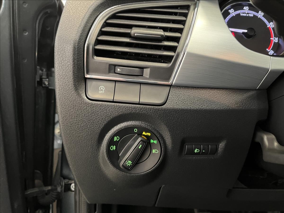 Škoda Fabia Hatchback 999,0 70 kw