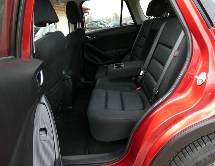 Mazda CX-5 SUV / Terénní 2,0 l 121 kw