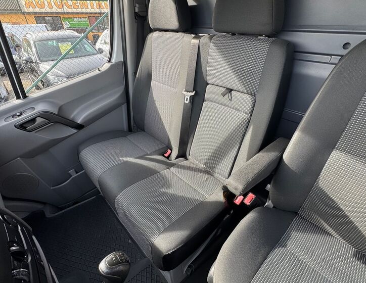 Mercedes-Benz Sprinter 14