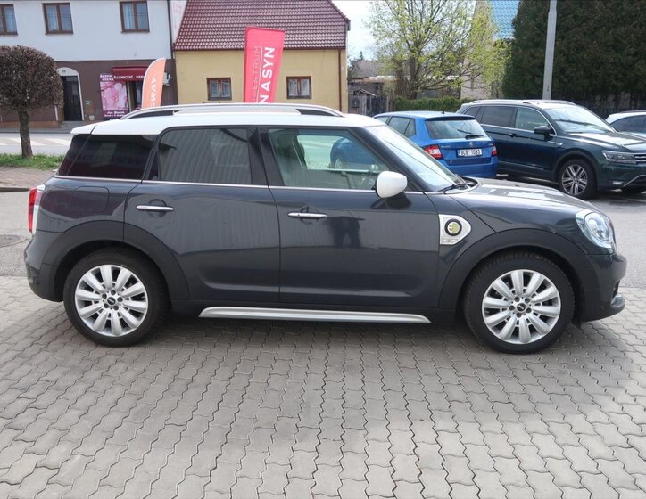 Mini Countryman Kombi 1,5 l 100 kw