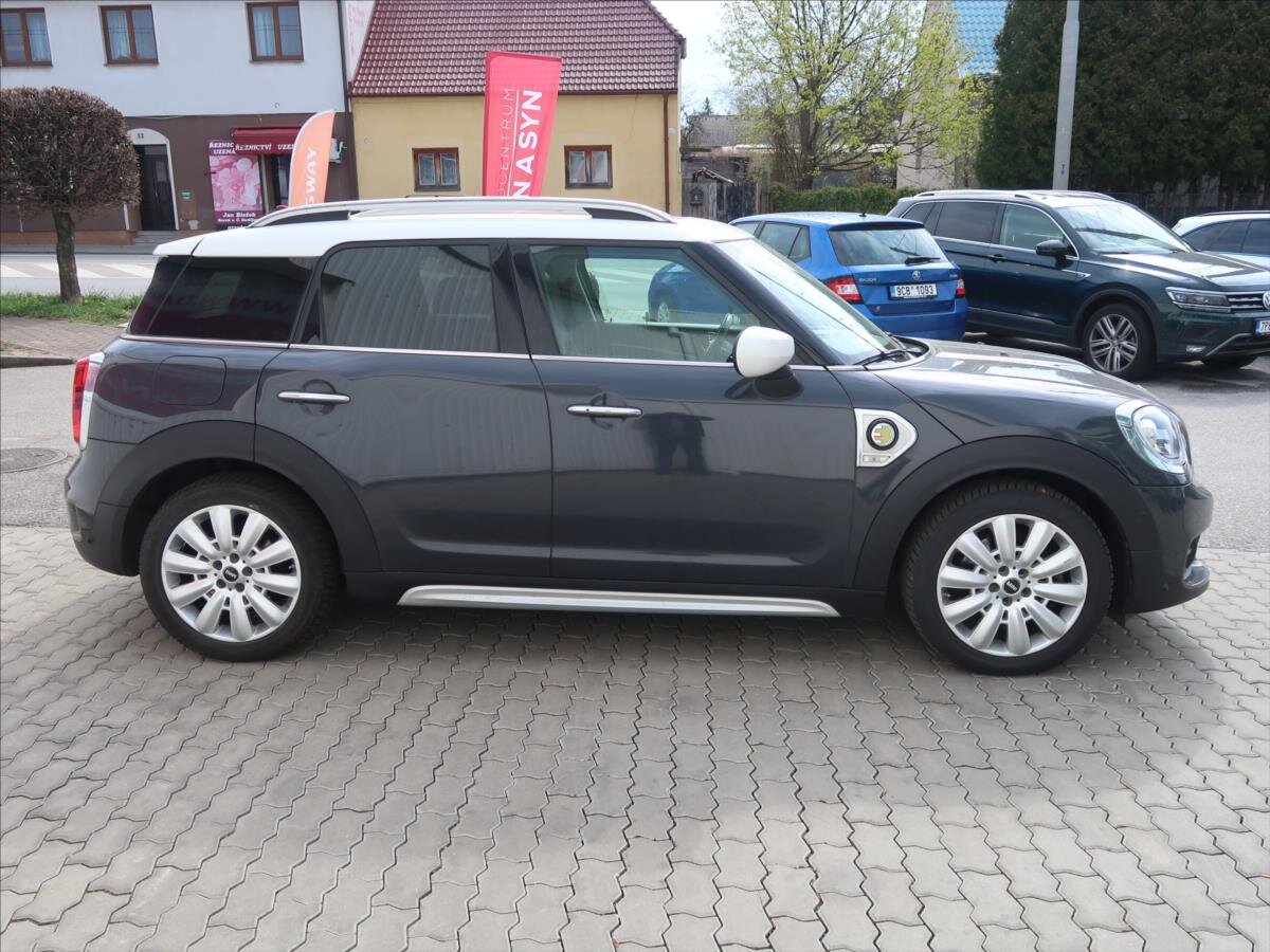 Mini Countryman Kombi 1,5 l 100 kw