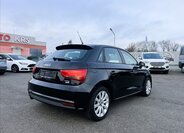 Audi A1 5