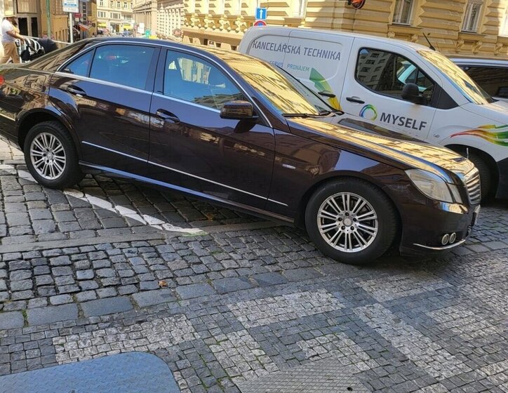 Mercedes-Benz Třídy E Sedan 0,0 0