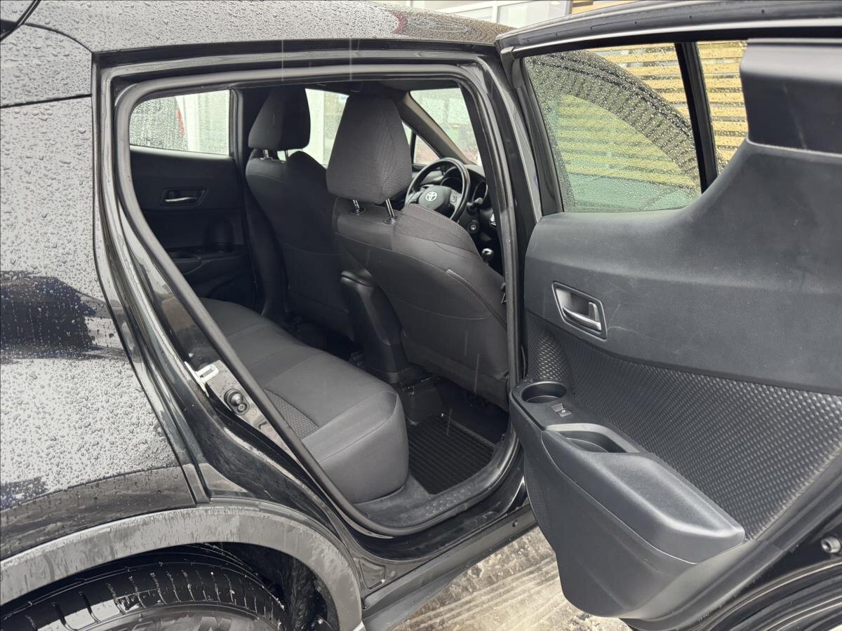 Toyota C-HR Hatchback 1,2 l 85 kw