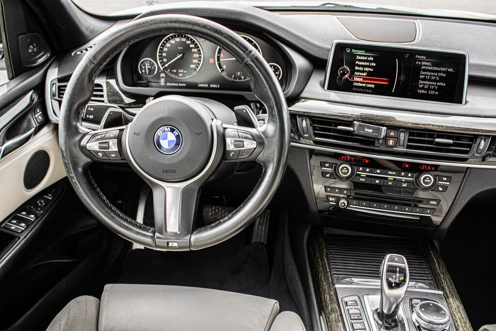 BMW X5 SUV / Terénní 3,0 l 190 kw