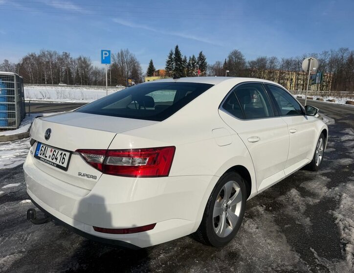 Škoda Superb Liftback 2,0 l 110 kw