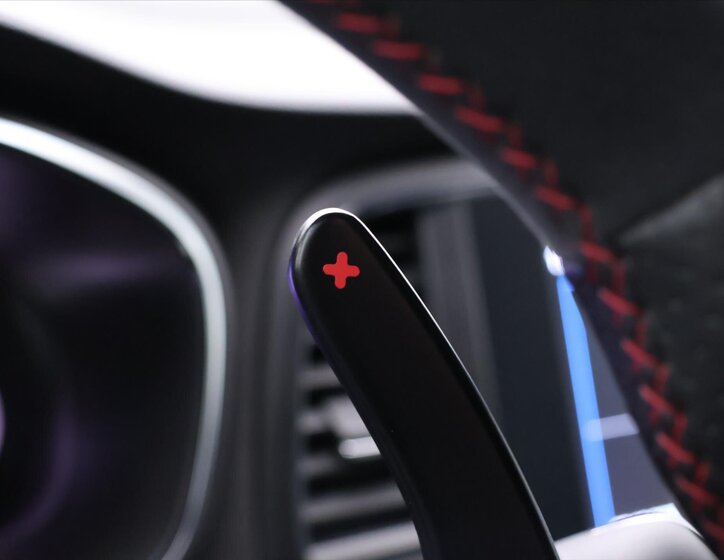 Renault Mégane Hatchback 1,8 l 221 kw