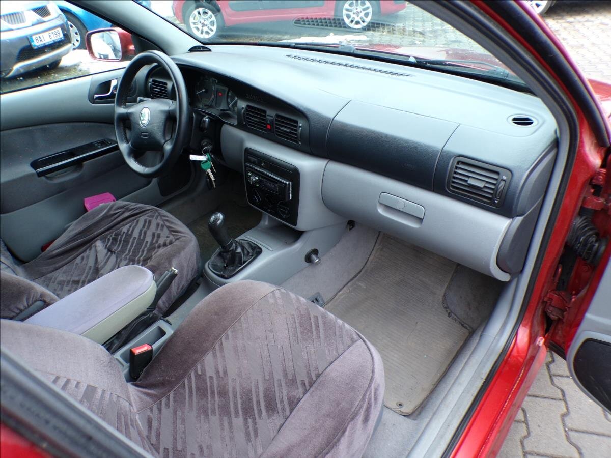 Škoda Octavia Liftback 1,6 l 75 kw