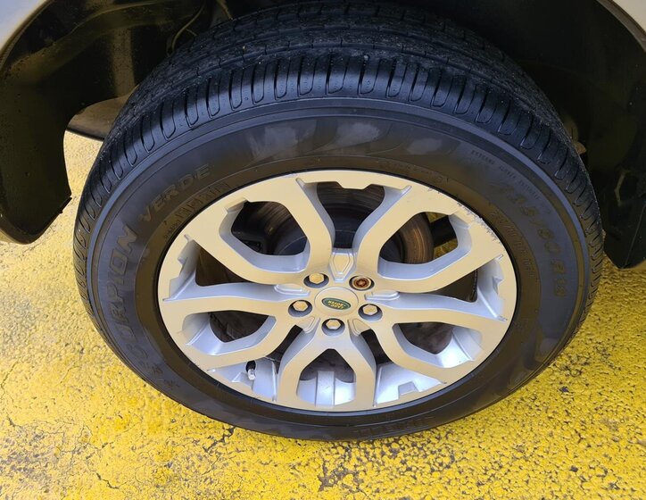 Land Rover Freelander 16