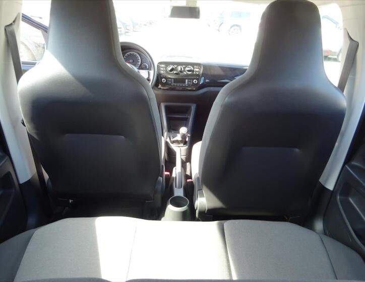 Volkswagen up! 18