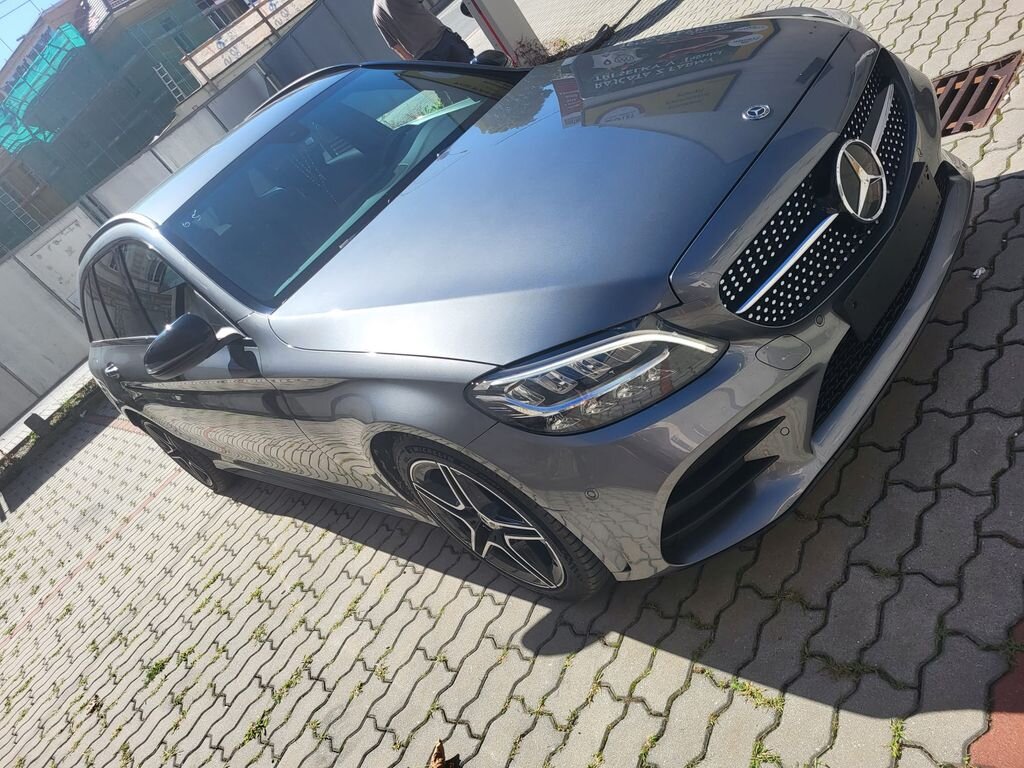 Mercedes-Benz Třídy C Kombi 2,0 l 143 kw