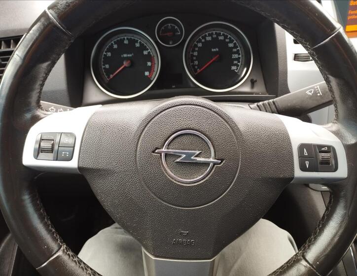 Opel Zafira 11