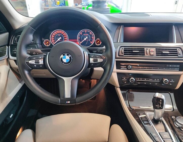 BMW Řada 5 7