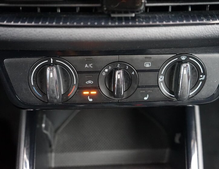 Škoda Fabia Hatchback 999,0 59 kw