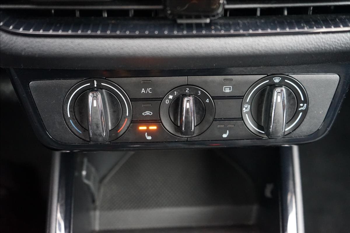 Škoda Fabia Hatchback 999,0 59 kw