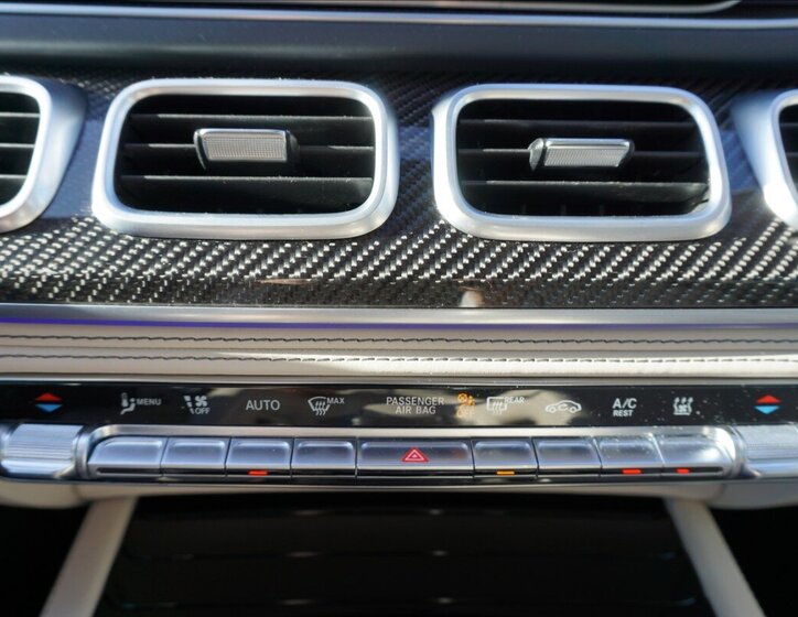 Mercedes-Benz GLS SUV / Terénní 4,0 l 450 kw