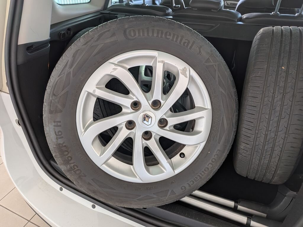 Renault Scénic MPV 1,5 l 81 kw