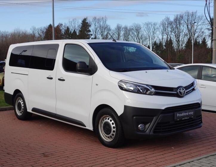 Toyota ProAce Verso 3