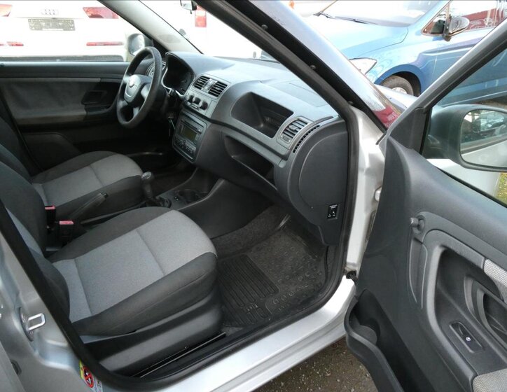 Škoda Fabia 19