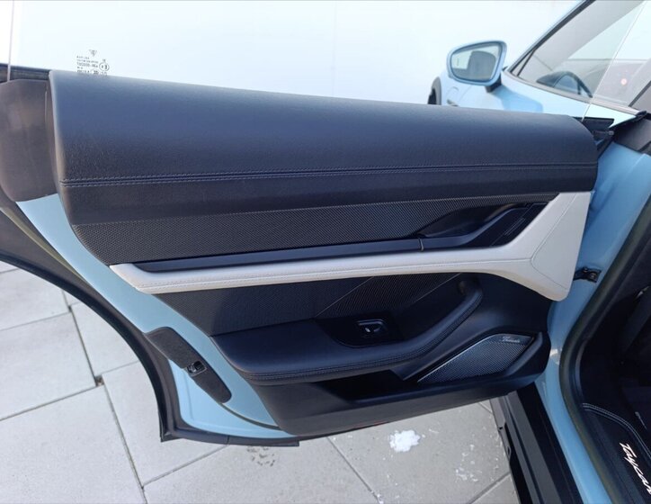 Porsche Taycan Kombi 0,0 560 kw