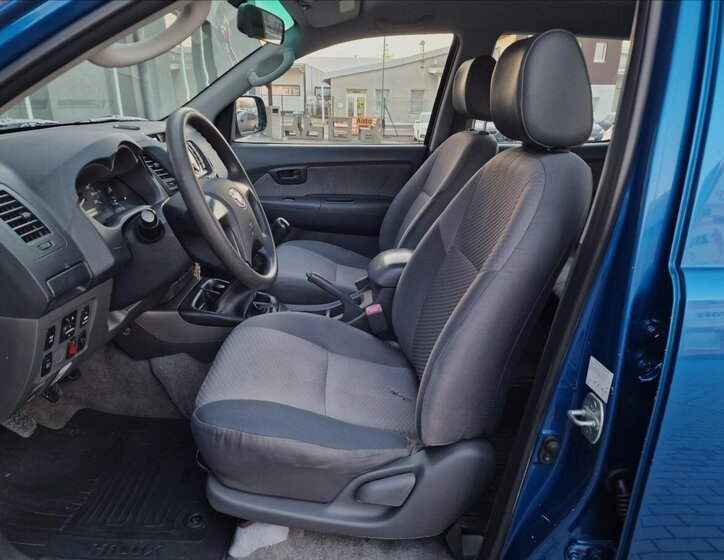 Toyota Hilux Pick-up 2,5 l 106 kw