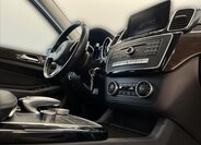 Mercedes-Benz GLS 16