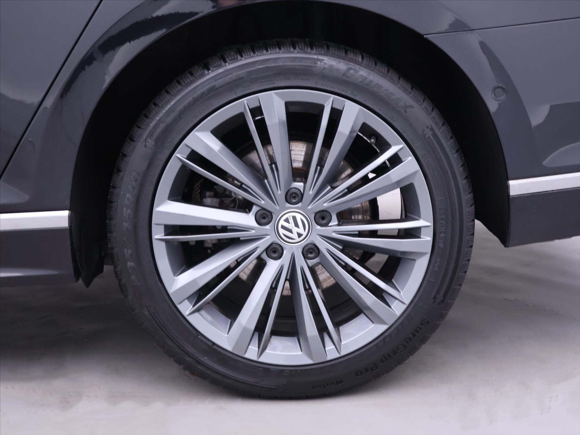 Volkswagen Passat Kombi 1,5 l 373 kw