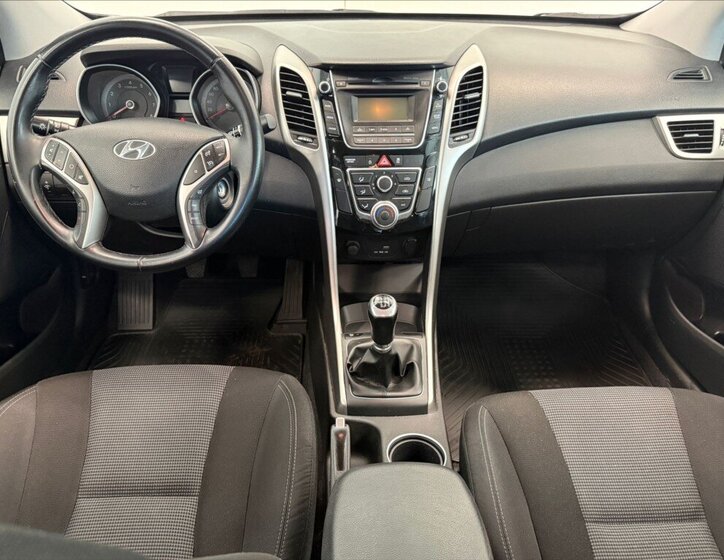 Hyundai i30 Kombi 1,6 l 88 kw